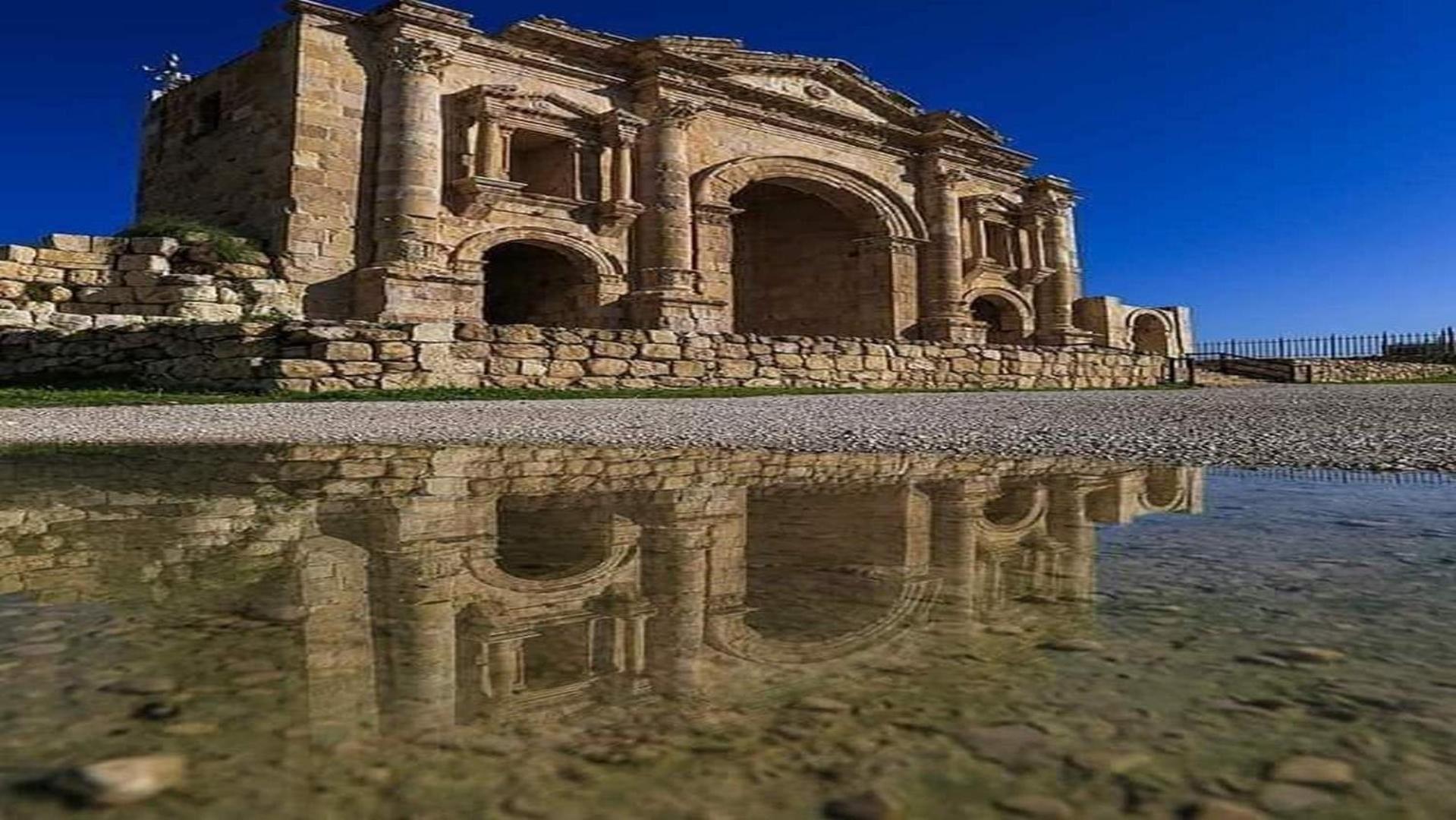 White Tulips Apartment الزنبقة البيضاء Jarash Exterior photo